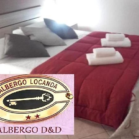 Hotel D 2 Non Accettiamo Franciesi 帕爾馬 外观 照片